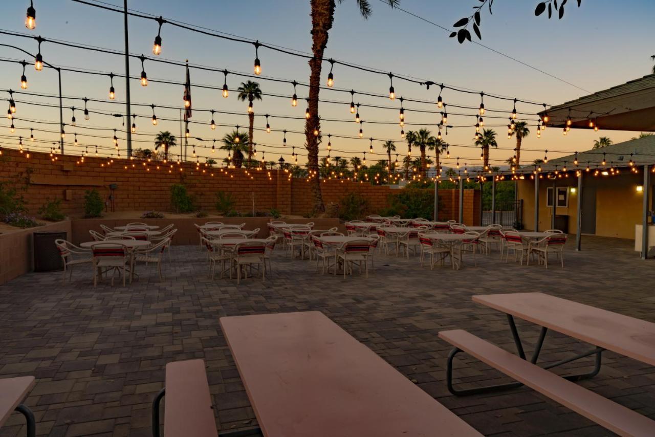 Indian Wells Rv Resort Indio Dış mekan fotoğraf
